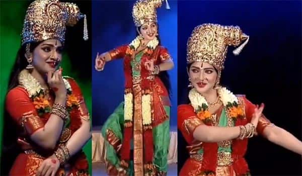 After-15-years,-Sree-Leela-performed-classical-dance-on-stage