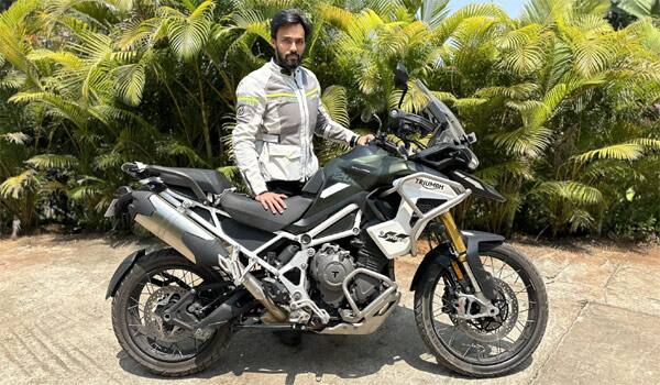 Perseverance:-Ajith-gifted-a-bike-to-Aarav?