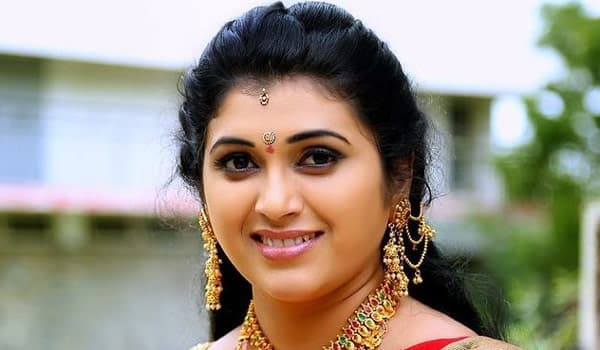 TV-Actress-Pavitra-Jayaram-dies-in-road-accident