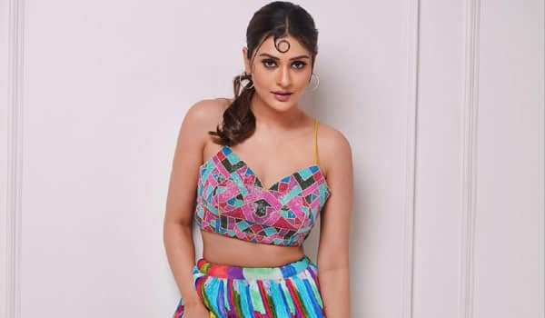 Payalrajput-condemned-by-producer-association