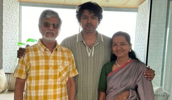 His-parents-visited-Vijay-in-person
