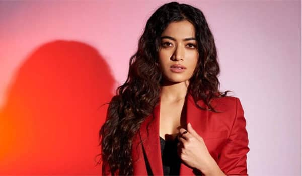 Rashmikas-Deep-Back-Video-Released-Again