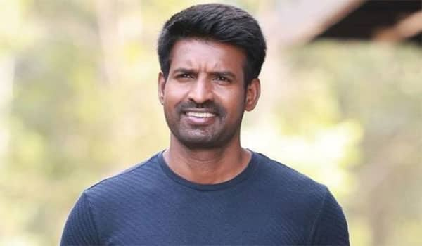 Soori-joins-with-Vilangu-web-series-director