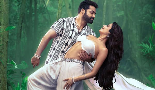 Devara-second-song-on-Aug-5-:-Janhvi-in-​​hot-look