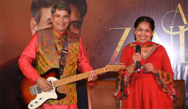 Legendary-singer-Suresh-Wadkar-who-made-a-radio-appearance-on-his-birthday