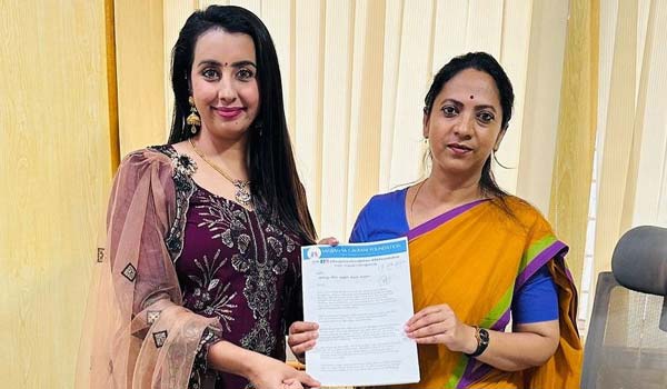 Sexual-harassment-in-Kannada-cinema-too:-Sanjana-Kalrani-complains-to-the-Womens-Commission