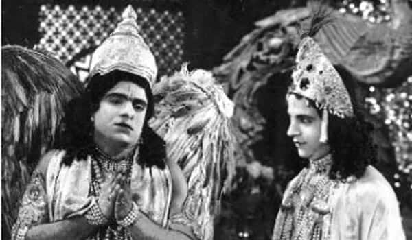 Flashback:-The-first-mythological-comedy-film