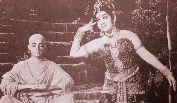 Flashback-:-A-rare-screenplay-featuring-Jayalalitha-and-Kamal-Haasan