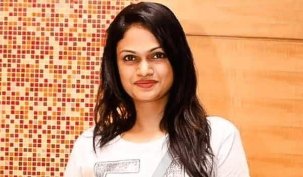 I-will-never-post-a-video-about-anyone-again!-Singer-Suchitra-flew-to-Mumbai!!