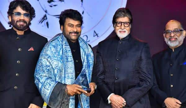 Chiranjeevi-received-ANR-National-Award-from-Amitabh