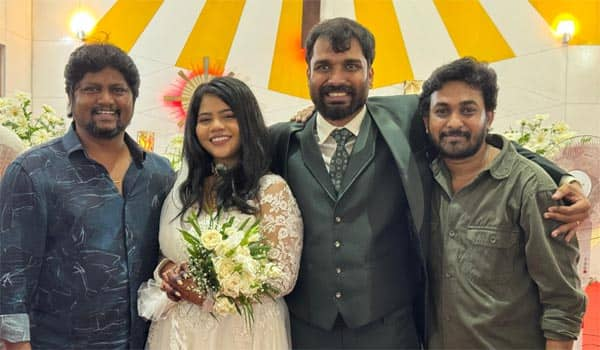 Bigg-Boss-Pradeep-Antonys-wedding-held-in-a-simple-manner:-He-held-hands-with-his-long-time-girlfriend