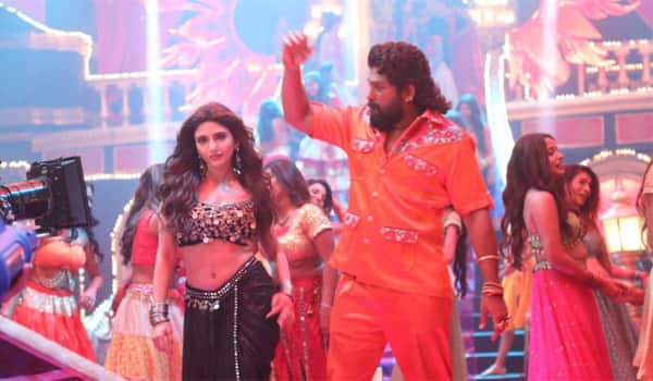 Allu-Arjun-and-Srileela-leaked-photo-from-Pushpa-2-shoot