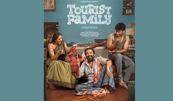 Tourist-Family-starring-Sasikumar-and-Simran:-Stunning-title-teaser