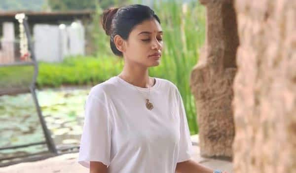 "Every-breath-is-a-new-beginning":-Oviya