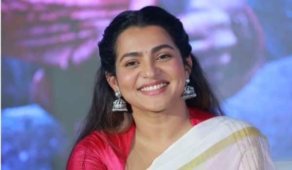 Actor-Parvathy-says-young-Malayalam-actors-are-worse-than-older-generation