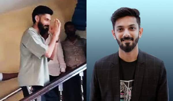 Anirudh-has-seen-a-fines-of-a-thousand-rupees