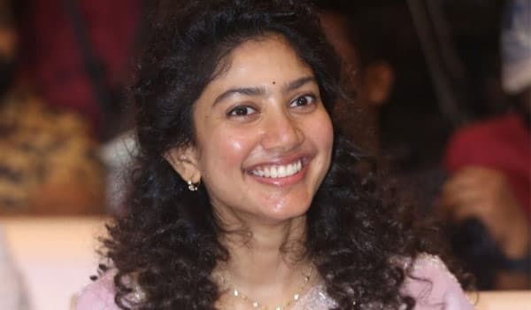 Sai-Pallavi,-who-wants-to-the-National-Award-to-fulfill-his-grandmother-wish