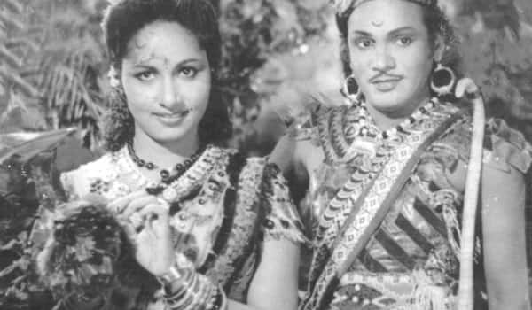 Flashback-:-The-first-Thiruviliyadal-film