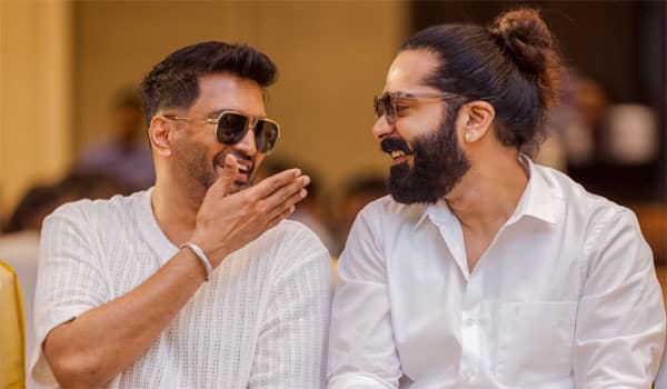 Santhanam-is-not-a-comedian..-he-is-a-second-hero-Simbus-film-director-informs