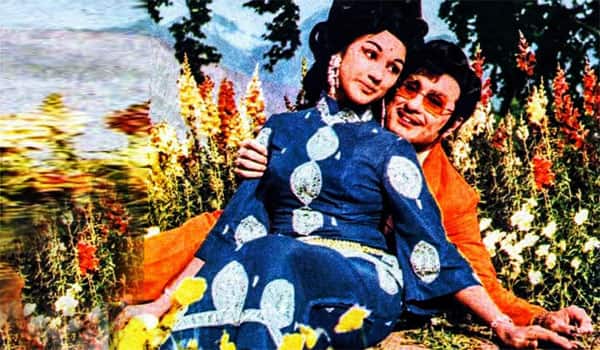 Flashback-MGR-signs-5-year-contract-with-Manjula