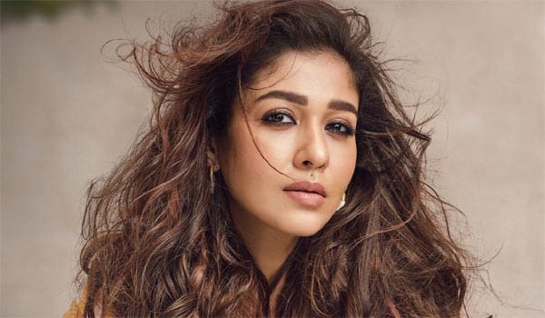 Nayanthara-Feeling