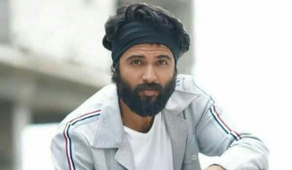 Vijay-Deverakonda-apologizes-for-using-the-word-tribal