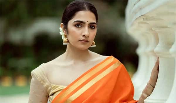 Rukmani-Vasanth-in-a-Mani-Ratnam-film