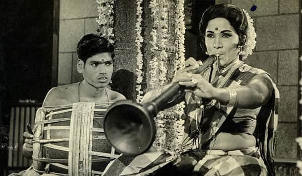 Flashback-:-The-female-Sivaji-who-played-9-roles