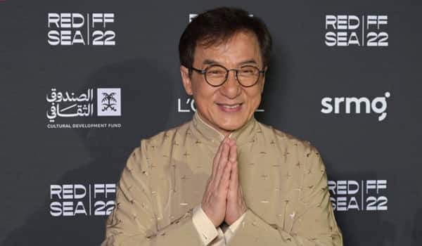 Jackie-chan-donated-3400-crores-of-property