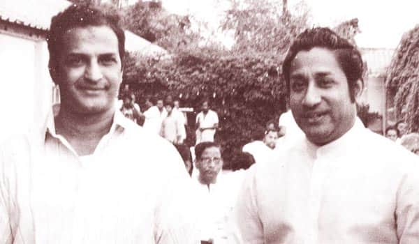 Flashback-N.T.-Rama-Rao-wrote-and-produced-the-story-for-the-film-Sivaji