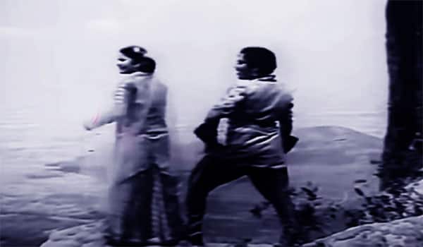 Flashback-The-first-song-filmed-on-3-cameras