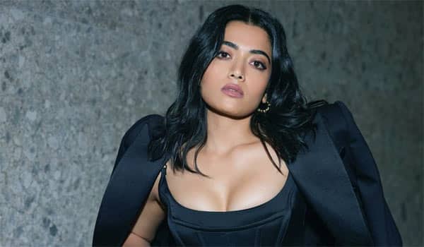 Homely-here,-glamorous-there-Rashmikas-adamant-policy