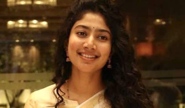 Blessings-of-Sita-Mata-Sai-Pallavi-is-happy