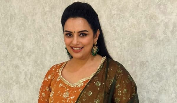 Shweta-Menon-to-contest-for-Nadigar-Sangam-president-post