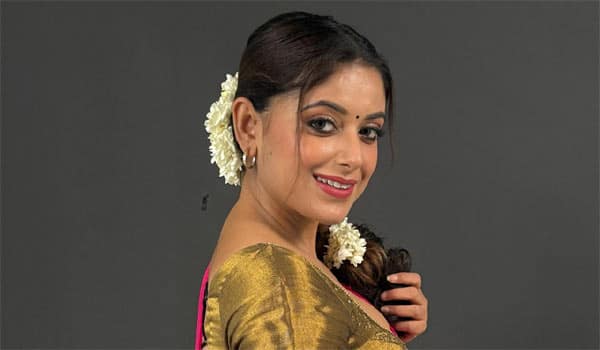 Waiting-for-Tamil-:-Sneha-Exclusive