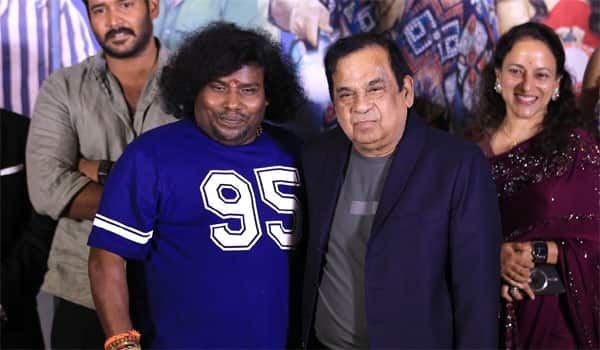 Why-did-Paramanandam-and-Yogi-Babu-meet