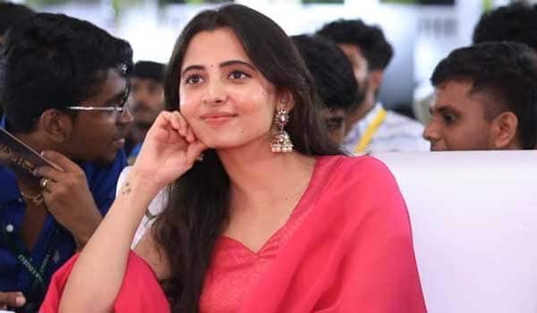 Preethi-Asrani-called-the-director-Anna