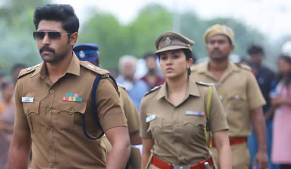Anju-Kurian-as-a-police-officer