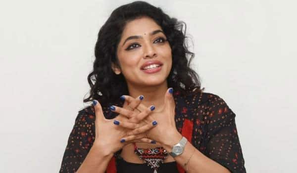 Why-is-the-director-who-faced-MeToo-allegations-acting-in-the-film-Rima-Kallingal-explains