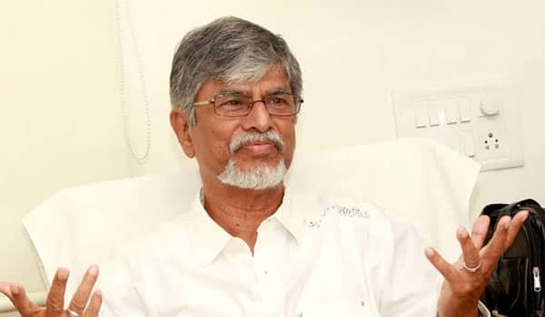 Vijays-fathers-question-made-director-SAC-tense!