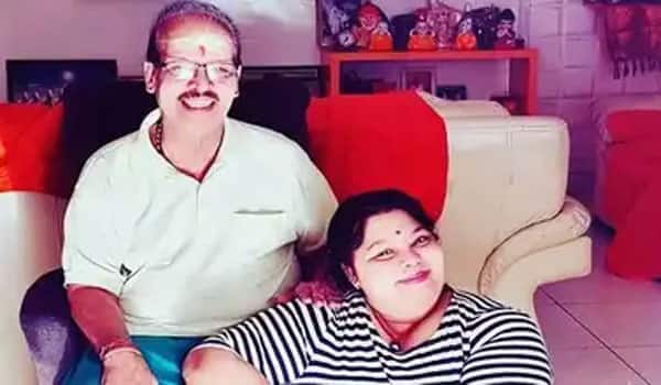 Comedy-actress-Aarthis-father-passes-away