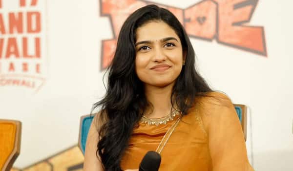 This-is-Dude-Diwali-:-Mamitha-Baiju-Exclusive