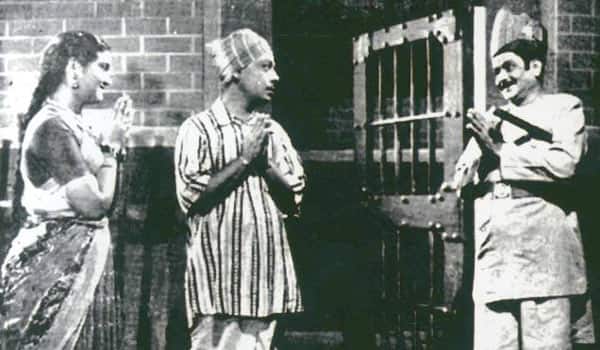 Flashback-:-Kalkis-social-story-in-cinema