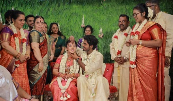 Tourist-Family-director-Abhishan-Jeevind-marries-girlfriend