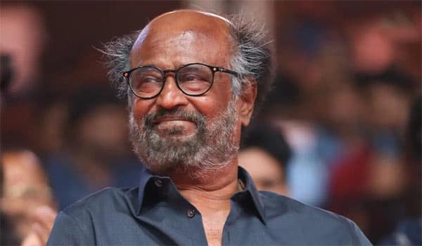 Rajinikanth-felicitated-at-Goa-International-Film-Festival