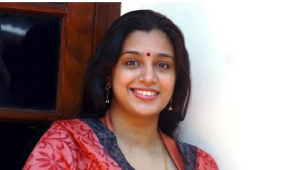 Fake-social-media-accounts-Sarathkumar-film-actress-warns