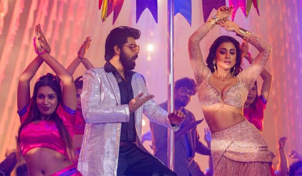 Shriya-Saran-dances-again-for-a-special-song