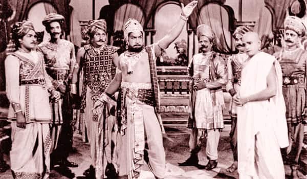 Flashback-A-film-that-triumphed-with-drama