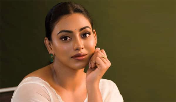 Actress-who-quits-cinema-while-still-busy