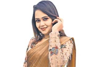 மாடர்ன் வில்லி மகாலட்சுமி